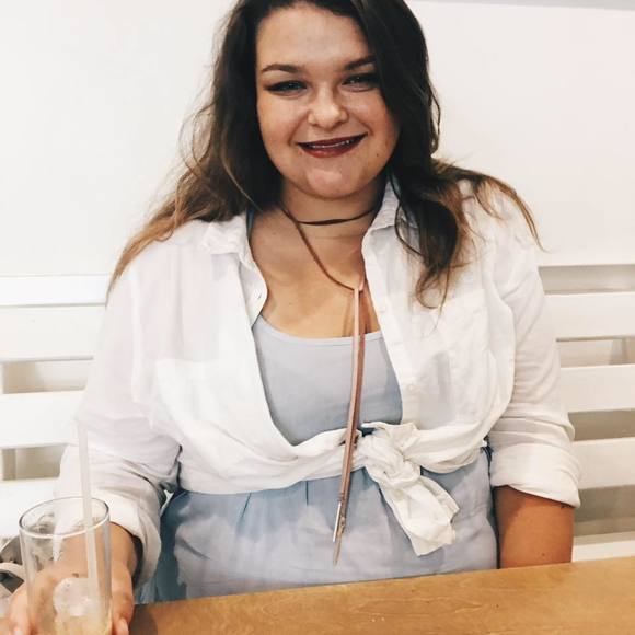 Meet your Posher, Haley - Picture 1 of 1